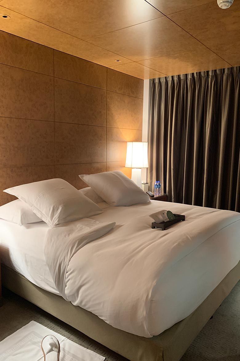 mandarin oriental hong kong hotel review