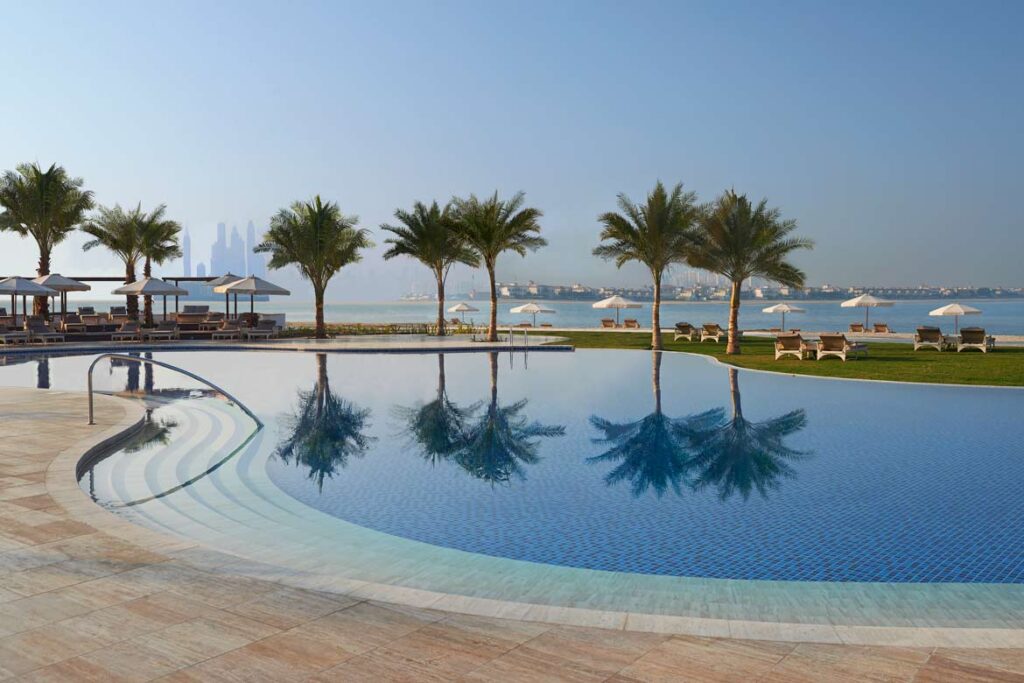 Waldorf Astoria Palm Jumeirah Dubai hotel review