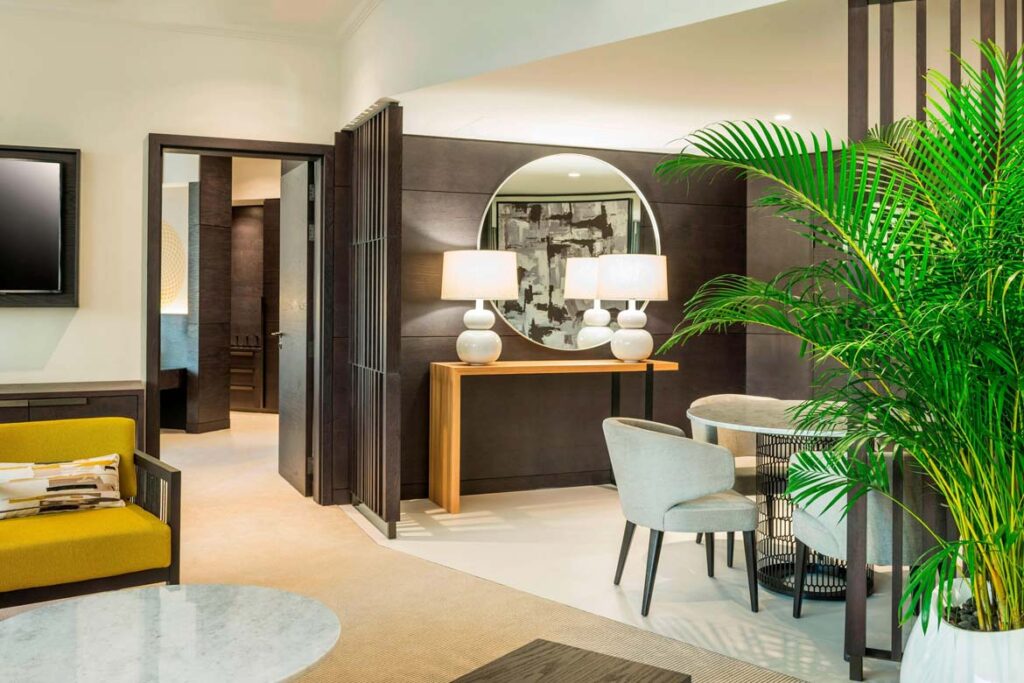 le royal Meridien dubai marina hotel review staycation
